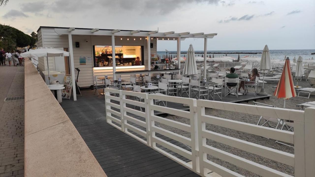 Hotel Fortuna San Bartolomeo Al Mare Luaran gambar